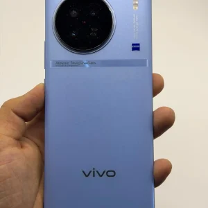 Used Vivo X90, 6.78-inch AMOLED, 12GB/256GB Storage – Breeze Blue – 5G Flagship Smartphone