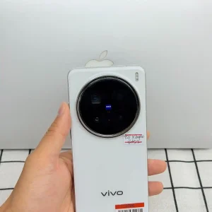 Used Vivo X200 Pro 5G (6.78-inch 120Hz AMOLED, 16GB/512GB – Titanium Grey – 5G Flagship Smartphone