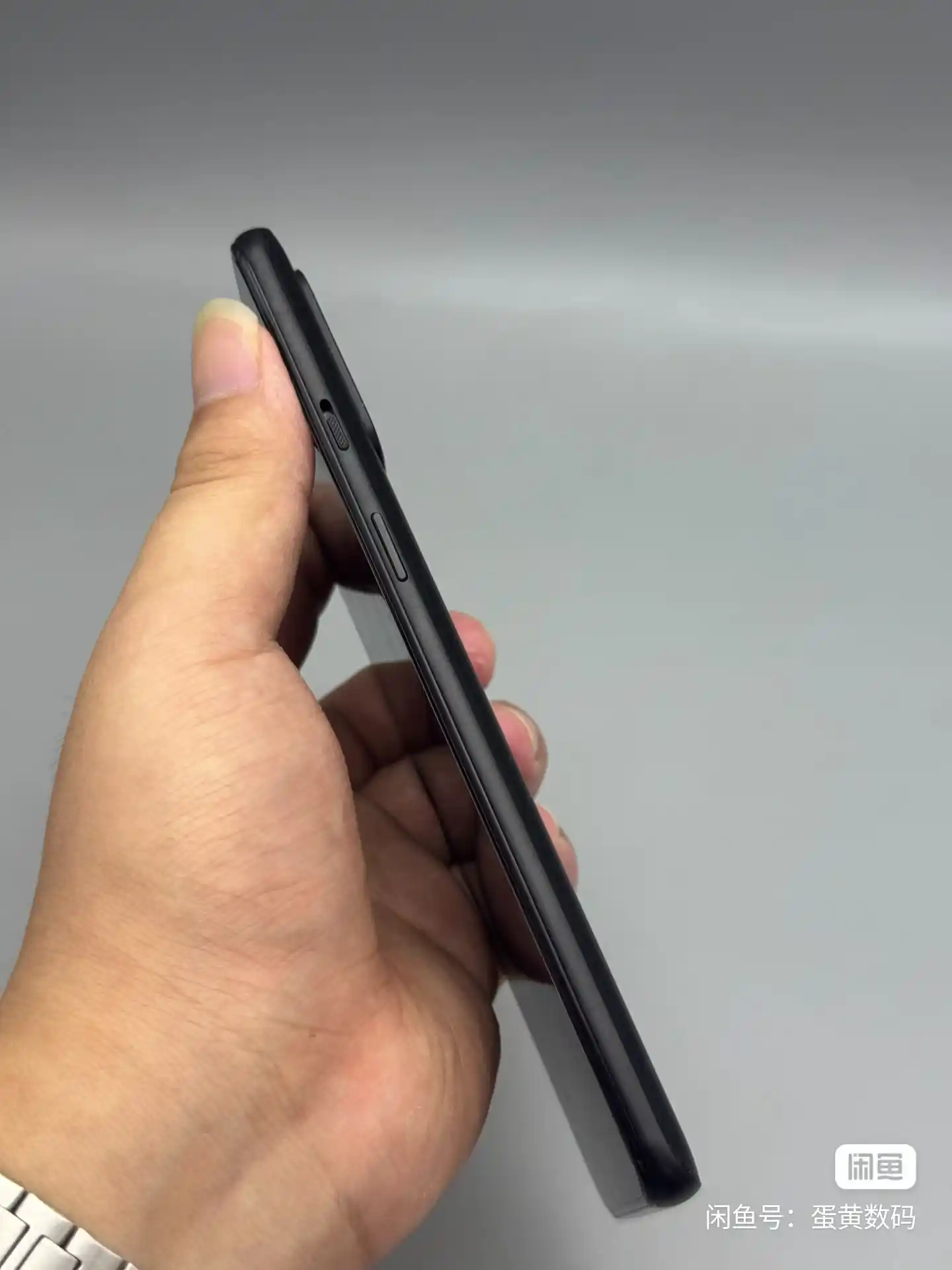 Used OnePlus 9R, 6.55-inch AMOLED, 8GB/128GB – Carbon Black – 5G Flagship Gaming Smartphone - Image 3