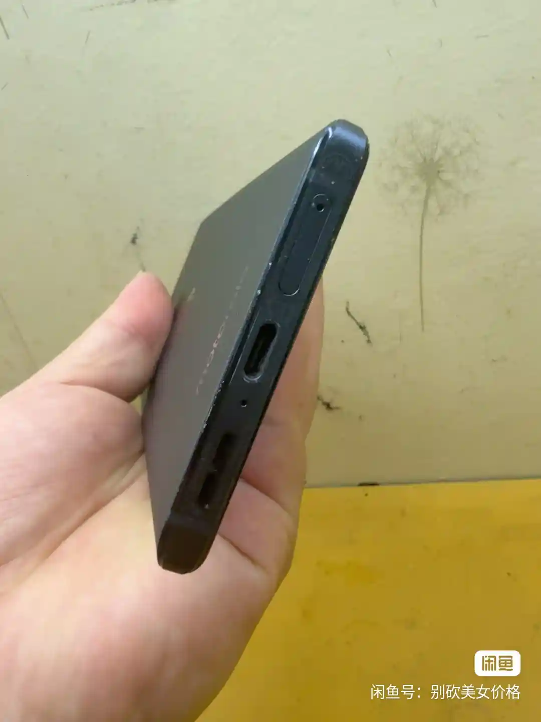 Used Motorola Moto X30 Pro | 6.67-inch OLED, 12GB/256GB – Ink Black – 5G Flagship Smartphone - Image 7