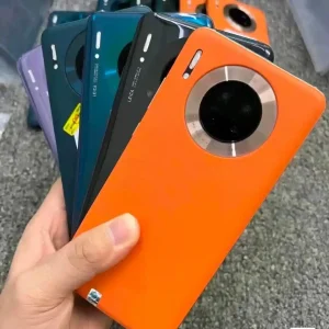 Used Huawei Mate 30 5G | 6.62-inch OLED, 6GB/128GB – Cosmic Purple / Black / Emerald Green – 5G Flagship Smartphone